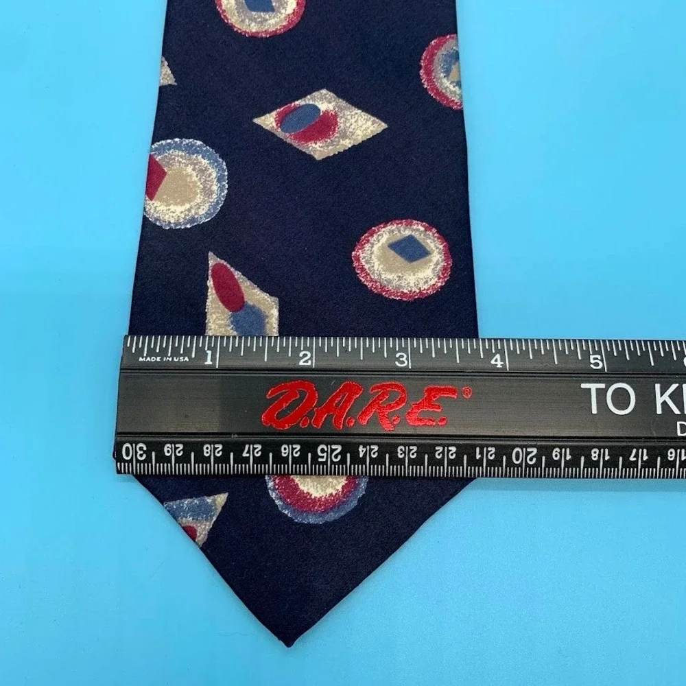 Vintage Halston III Blue Geometric Italian Silk Artsy Men's Classic Neck Tie